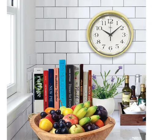 Reloj de pared chico amarillo